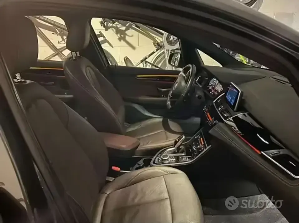 Usata BMW 218 Luxury Line 150 CV (110 kW) 2019 Grigio Monovolume