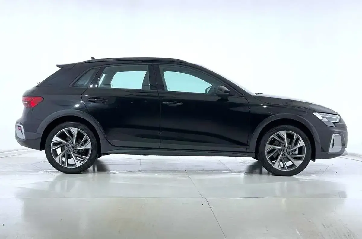 Ny Audi A3 Ambiente 150 HK (110 kW) 2026 Sort Sedan
