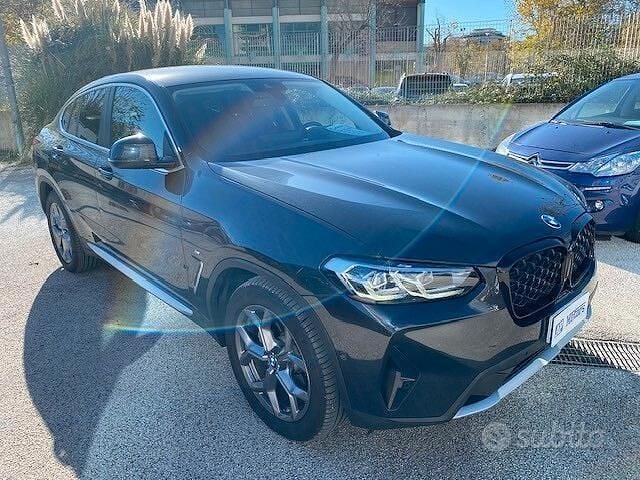 Grigio medio Usata 2022 BMW X4 xLine SUV | 38.800 € (Super prezzo) - Immagine 1/4