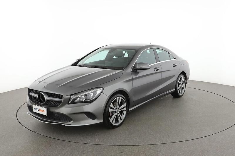 Begagnad Mercedes CLA180 Business 110 HK (80 kW) 2018 Sedan