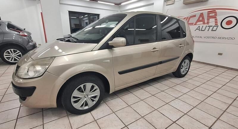Giallo metallizzato Usata 2007 Renault Scénic II Authentique Monovolume | 2900 € (Cara) - Immagine 1/4