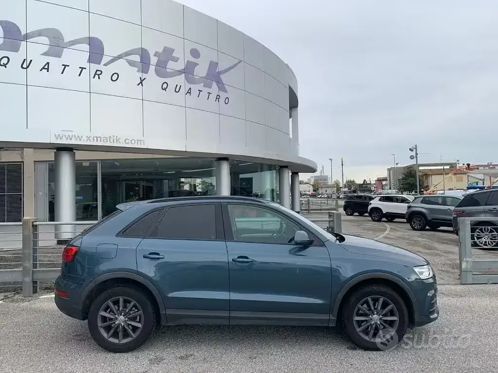 Usata Audi Q3 150 CV (110 kW) 2016 Blu metallizzato SUV