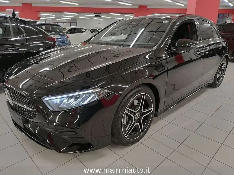 Usata Mercedes A180 Premium 136 CV (100 kW) 2025 Utilitaria