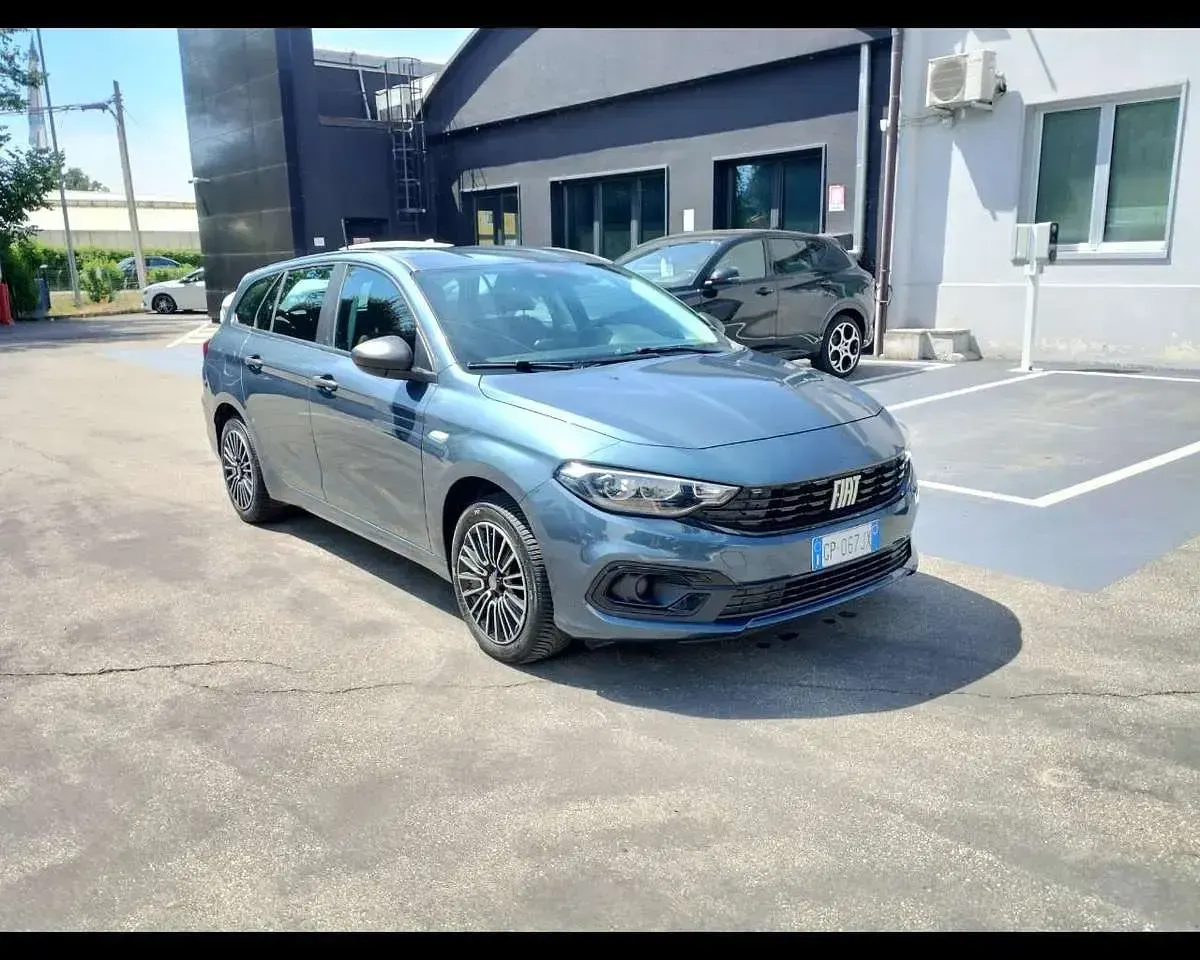 Usata Fiat Tipo Wagon 99 CV (72 kW) 2023 Blu oceano Station wagon