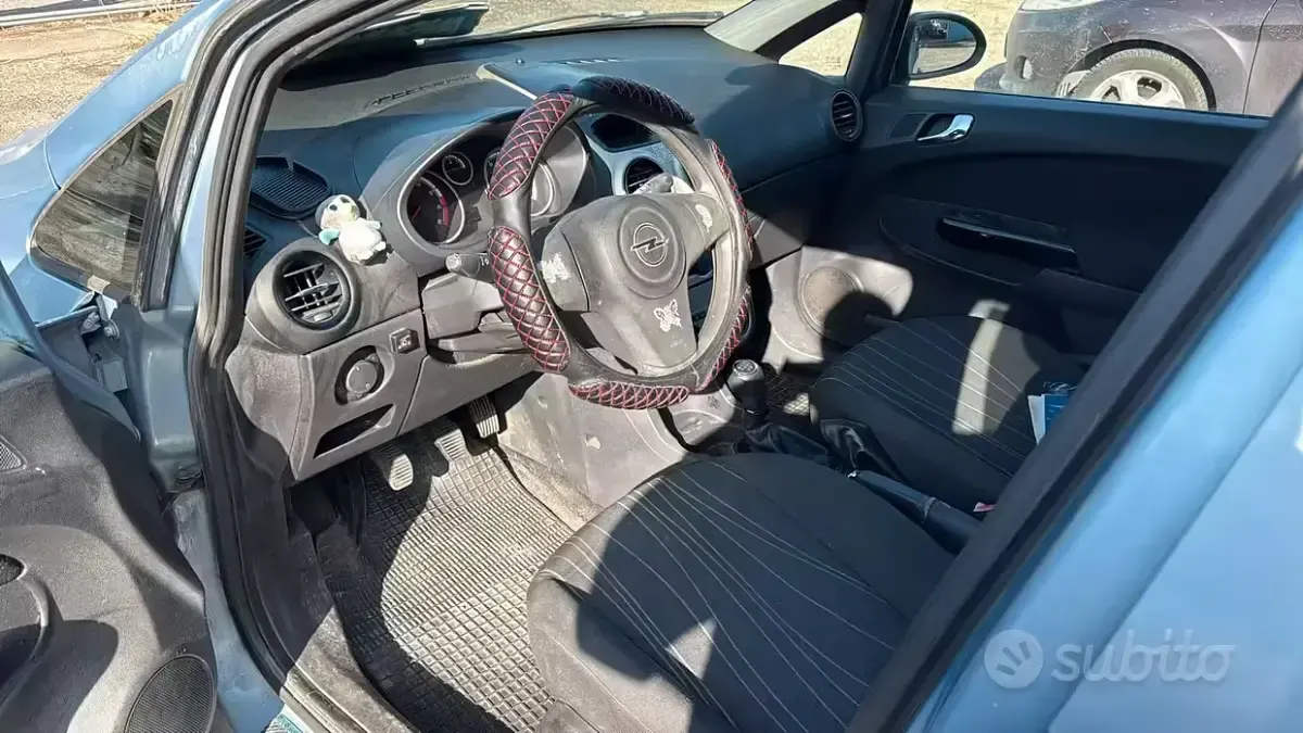 Usata Fiat Punto 60 CV (44 kW) 1998 Grigio Berlina