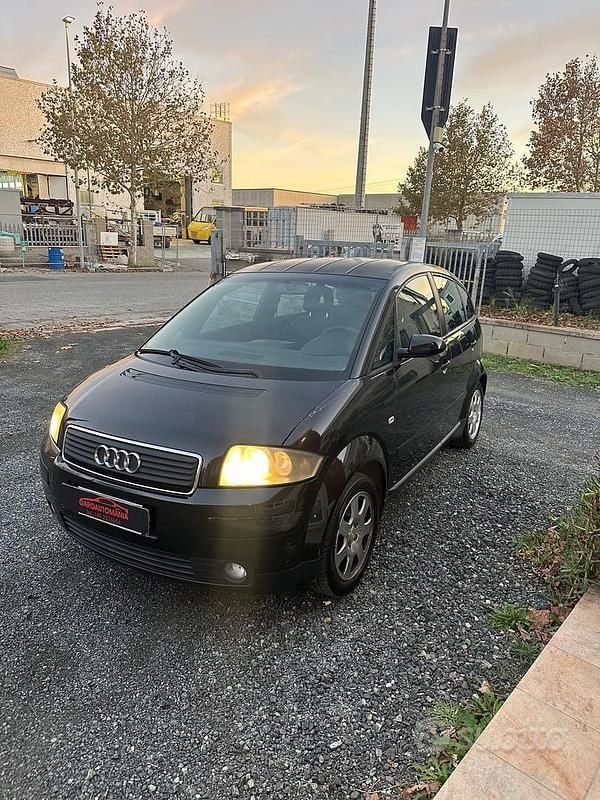 Usata Audi A2 Comfort 75 CV (55 kW) 2005 Nero Utilitaria