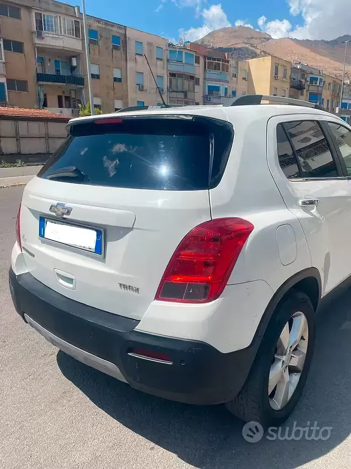 Usata Chevrolet Trax 131 CV (96 kW) 2013 Bianco SUV
