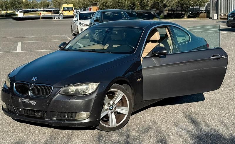 Usata 2008 BMW 325 Coupé | 7000 € (Buon prezzo) - Immagine 1/4