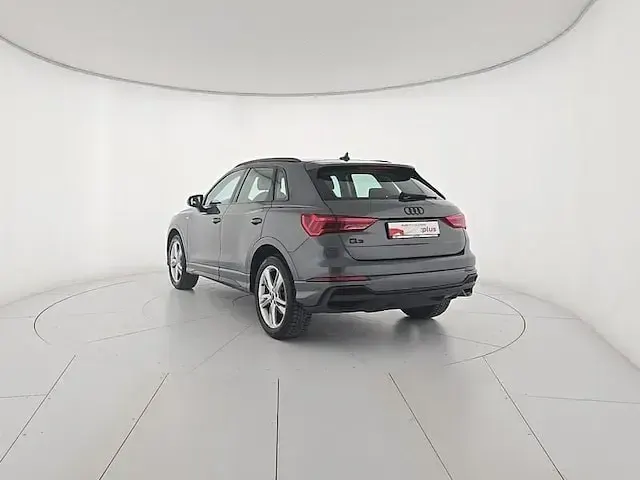 Usata Audi Q3 S-Line 150 CV (110 kW) 2023 Grigio SUV