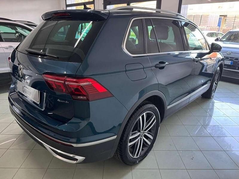Usata VW Tiguan Elegance 150 CV (110 kW) 2020 Blu/azzurro SUV