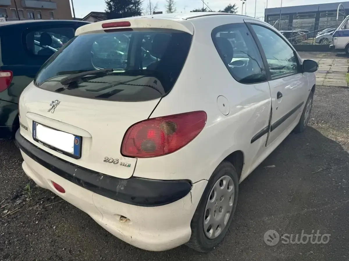 Usata Peugeot 206 68 CV (50 kW) 2008 Bianco Furgone