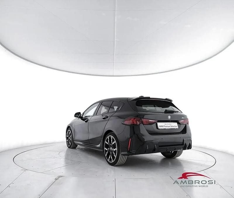 Gebraucht BMW 118 M Sport 150 PS (110 kW) 2025 Grau Kleinwagen