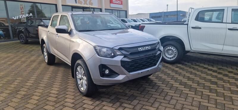 Usata Isuzu D-Max 164 CV (120 kW) 2024 Argento Pick-up