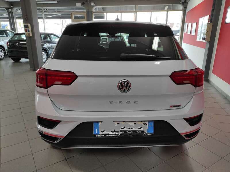 Usata VW T-Roc Business+ 150 CV (110 kW) 2019 Bianco SUV