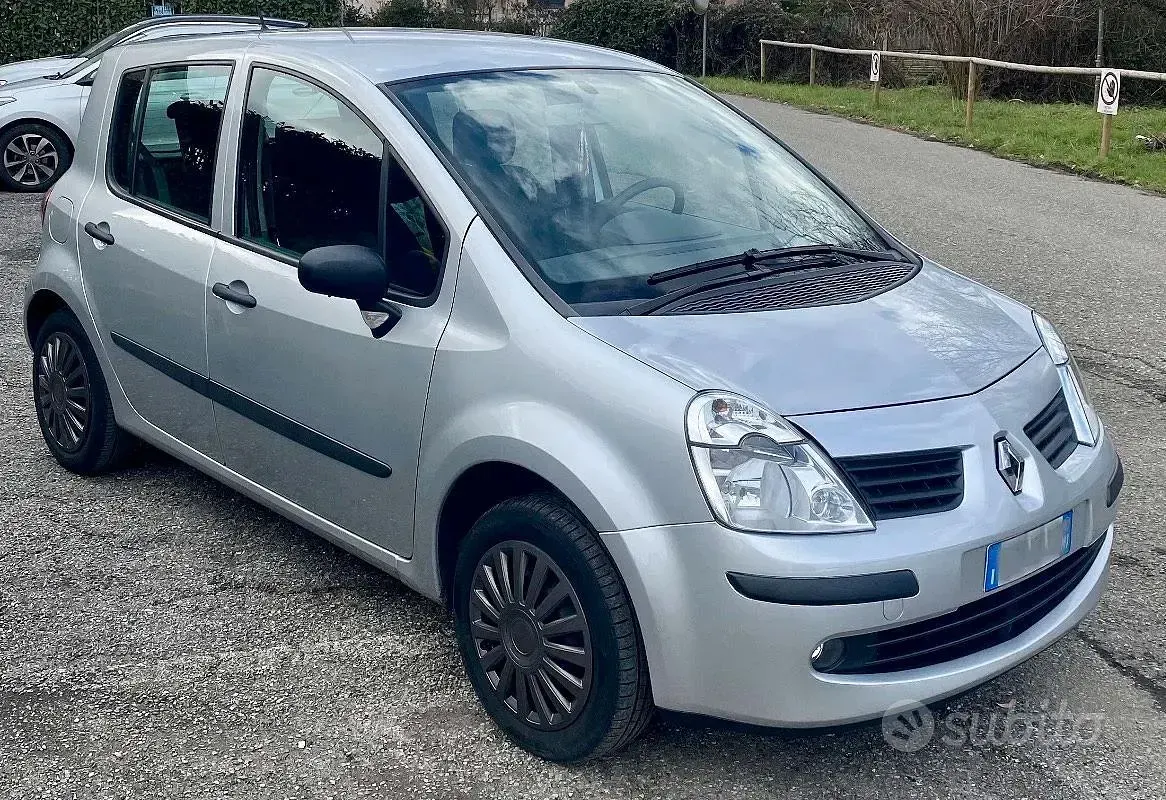Usata Renault Modus 75 CV (55 kW) 2007 Monovolume