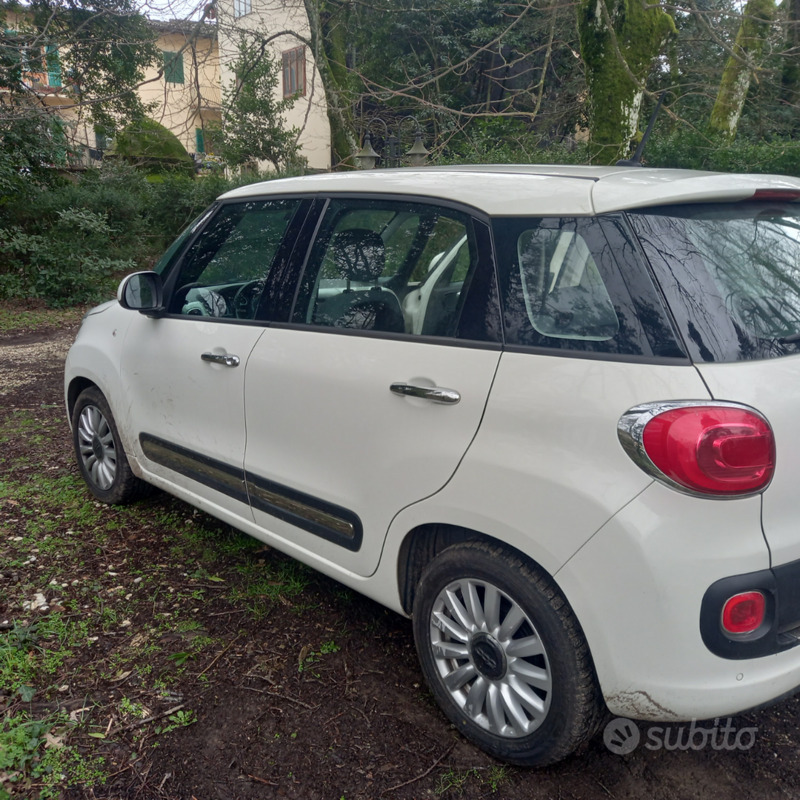 Usato 2014 Fiat 500L 0.9 Benzin 85 CV (9.000 €)