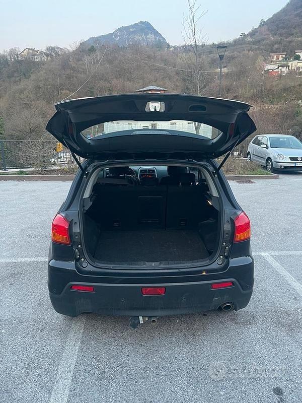 Usata Mitsubishi ASX Invite 150 CV (110 kW) 2013 Nero SUV