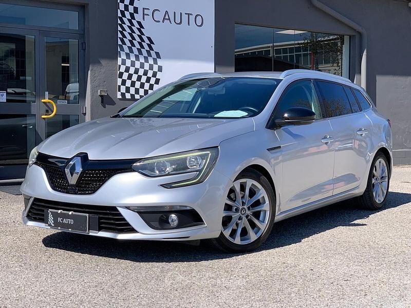 Usata Renault Mégane GrandTour Zen 110 CV (80 kW) 2017 Argento Station wagon