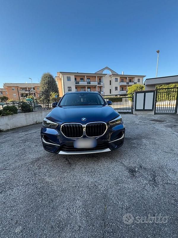 Begagnad BMW X1 Comfort Edition 150 HK (110 kW) 2020 Blå SUV