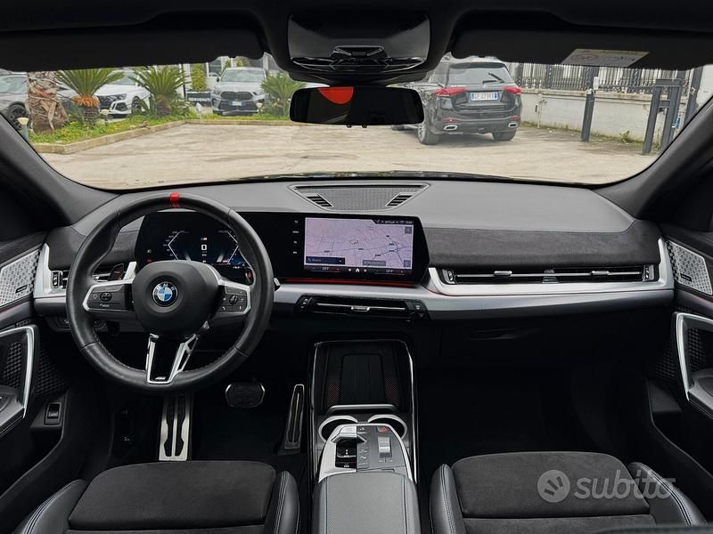 Usata BMW X2 M Sport 300 CV (220 kW) 2024 Black sapphire metallizzato SUV
