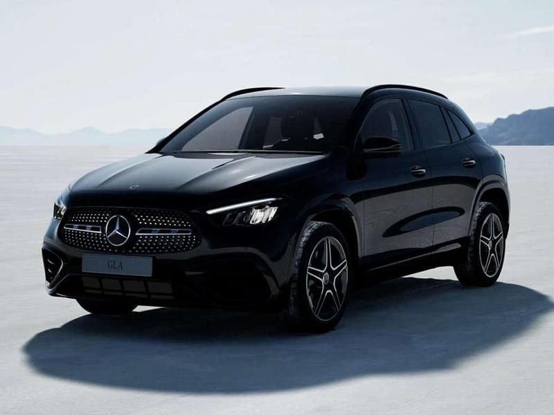 Nero Nuova 2026 Mercedes GLA200 AMG line SUV | 42.901 € (Super prezzo) - Immagine 1/4