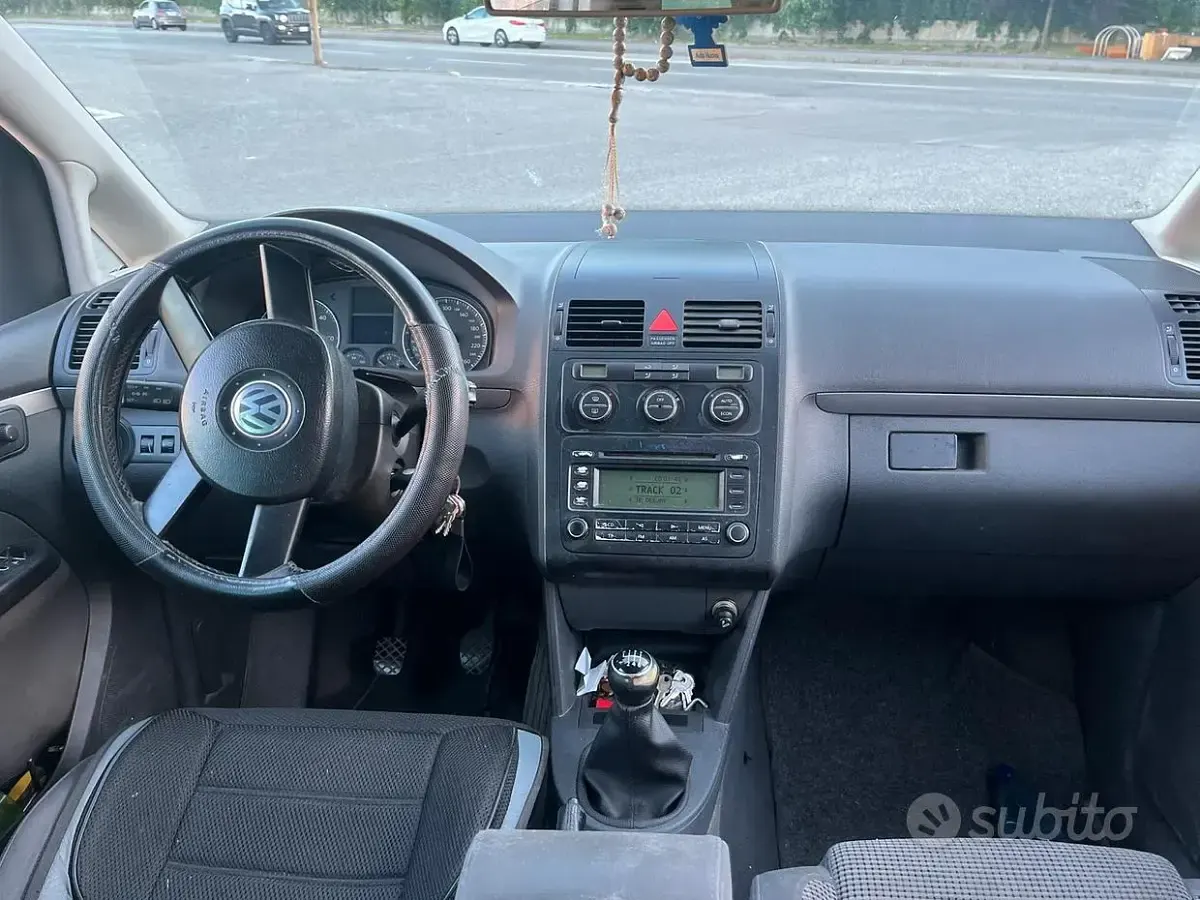 Usata VW Touran 140 CV (102 kW) 2005 Monovolume
