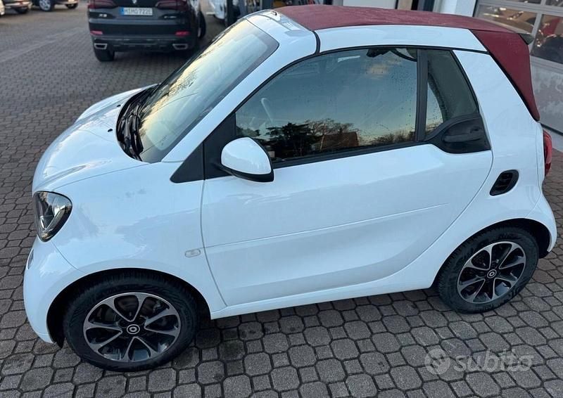 Usata Smart ForTwo Cabrio Passion 90 CV (66 kW) 2017 Bianco Cabrio