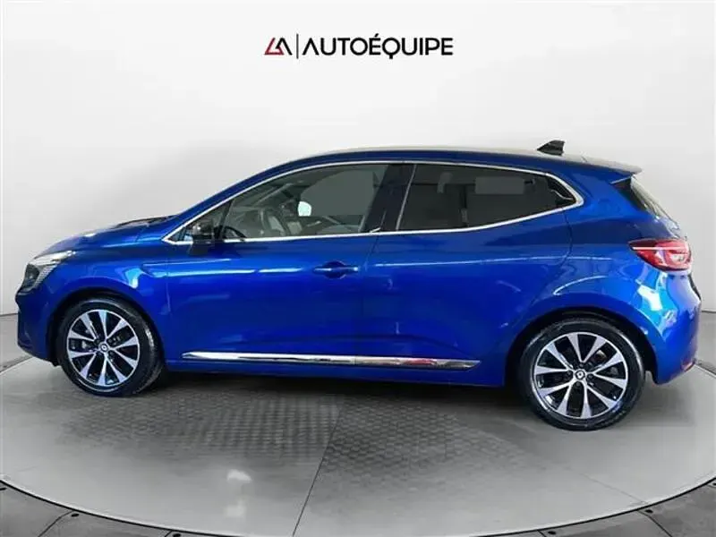 Usata Renault Clio Techno 145 CV (106 kW) 2023 Blu chiaro Utilitaria