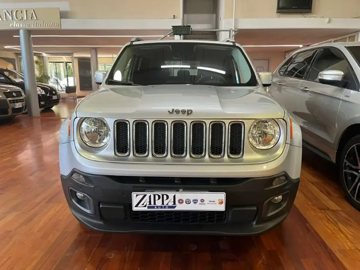 Usata Jeep Renegade Limited 120 CV (88 kW) 2018 Argento SUV