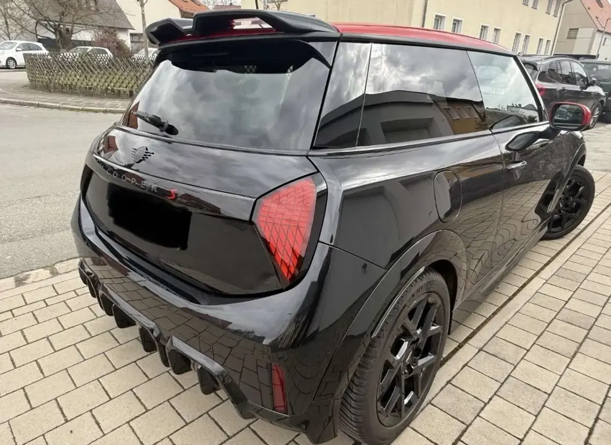 Usata Mini John Cooper Works 204 CV (150 kW) 2024 Other Utilitaria