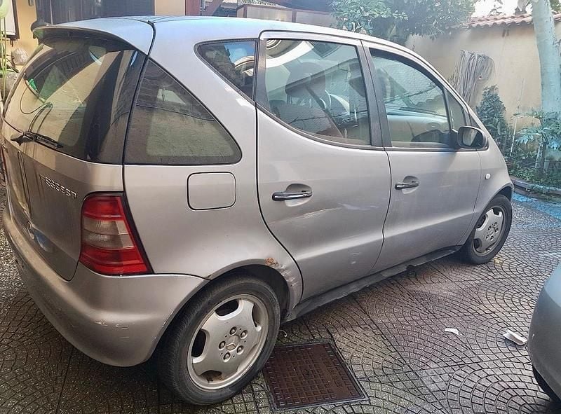Usata Mercedes A170 Elegance 90 CV (66 kW) 2000 Grigio Berlina