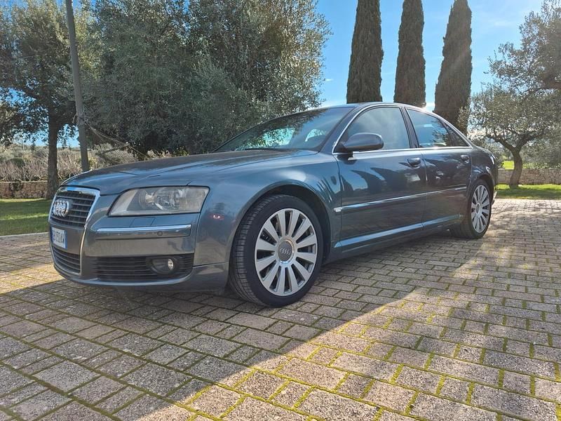 Usata Audi A8L 326 CV (239 kW) 2006 Grigio Berlina