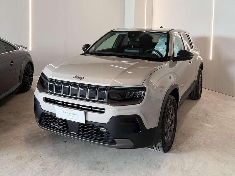 Usata Jeep Avenger Longitude 101 CV (74 kW) 2023 Sand dune / beige sabbia SUV