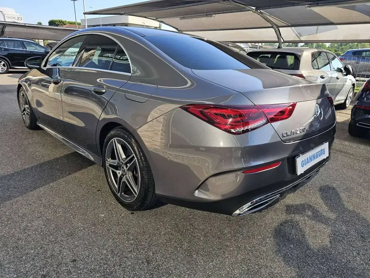 Usata Mercedes CLA220 Premium 190 CV (139 kW) 2023 Grigio Coupé