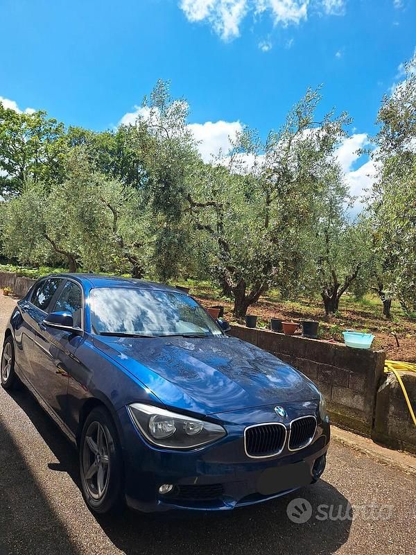 Usata BMW 114 95 CV (69 kW) 2014 Blu/azzurro Utilitaria