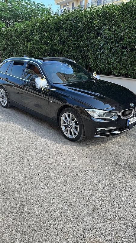 Usata BMW 330 Luxury Line 258 CV (189 kW) 2014 Nero Station wagon
