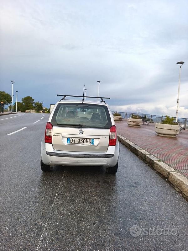 Usata Fiat Idea 2009 Grigio Monovolume