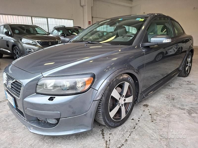 Usata Volvo C30 136 CV (100 kW) 2008 Grigio Utilitaria