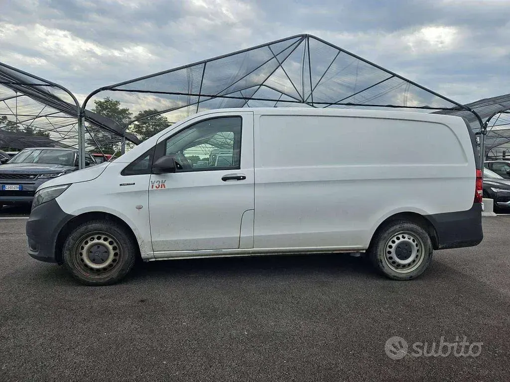 Usata Mercedes e-Vito 69 kW (95 CV) 2021 Bianco Furgone