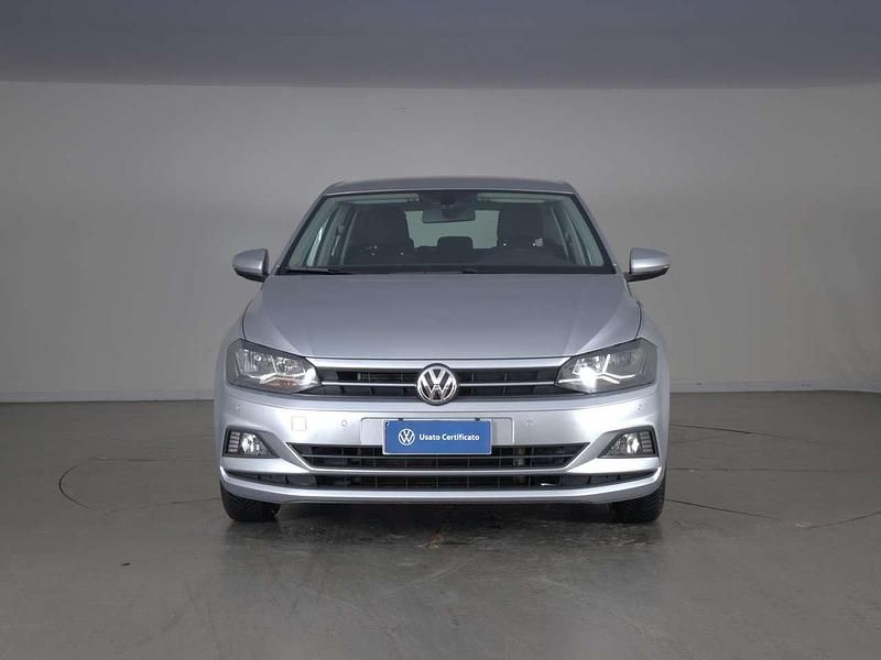 Usata VW Polo Comfortline 95 CV (69 kW) 2020 Argento riflesso metallizzato Utilitaria