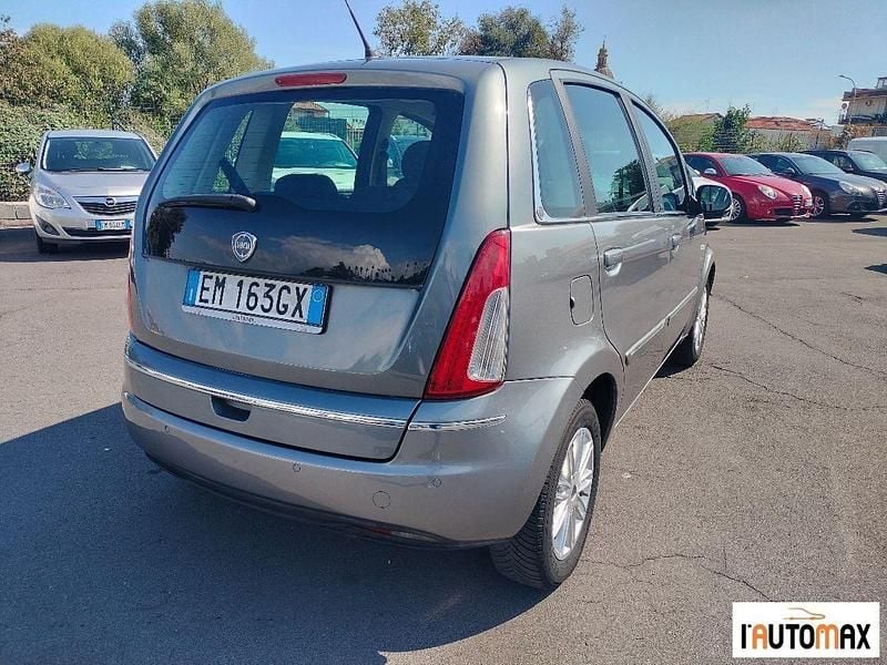 Usata Lancia Musa Gold 95 CV (69 kW) 2012 Nessuno(met.) Monovolume