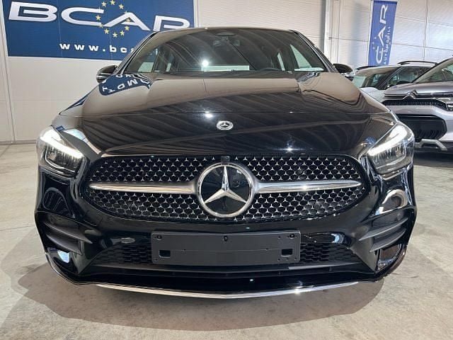 Usata Mercedes B200 AMG Line Premium Plus 150 CV (110 kW) 2024 Nero Monovolume