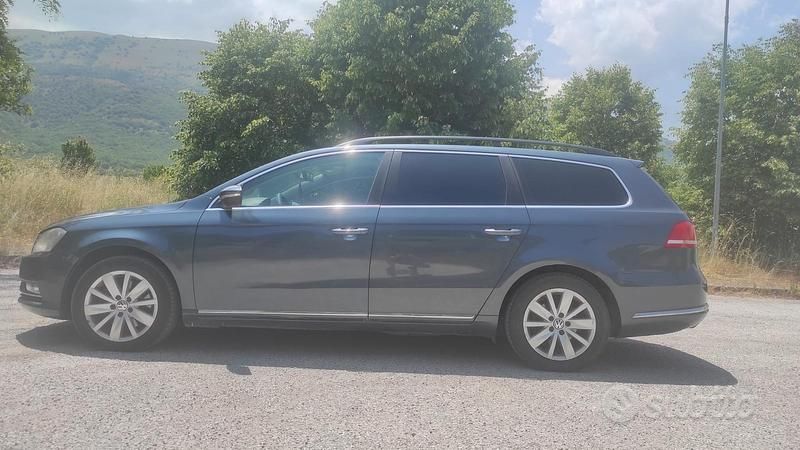 Usata VW Passat 140 CV (102 kW) 2010 Grigio Berlina