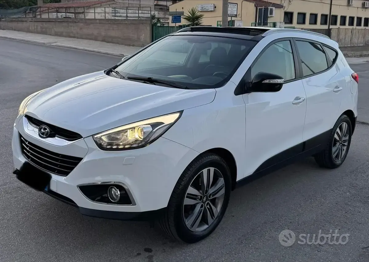 Usata Hyundai ix35 Xpossible 136 CV (100 kW) 2015 Bianco SUV