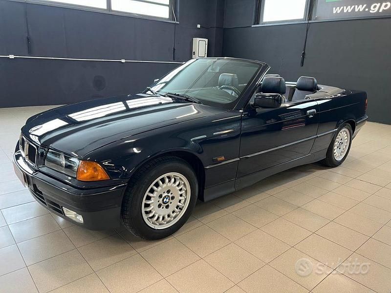 Usata BMW 320 Cabriolet Efficient Dynamics 150 CV (110 kW) 1995 Blu/azzurro Cabrio