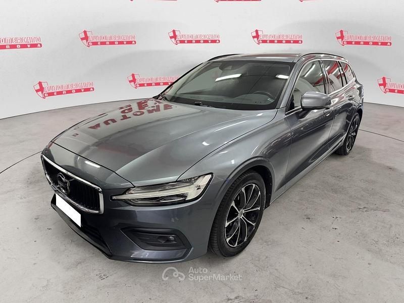 Usata Volvo V60 Momentum 150 CV (110 kW) 2019 Grigio Station wagon