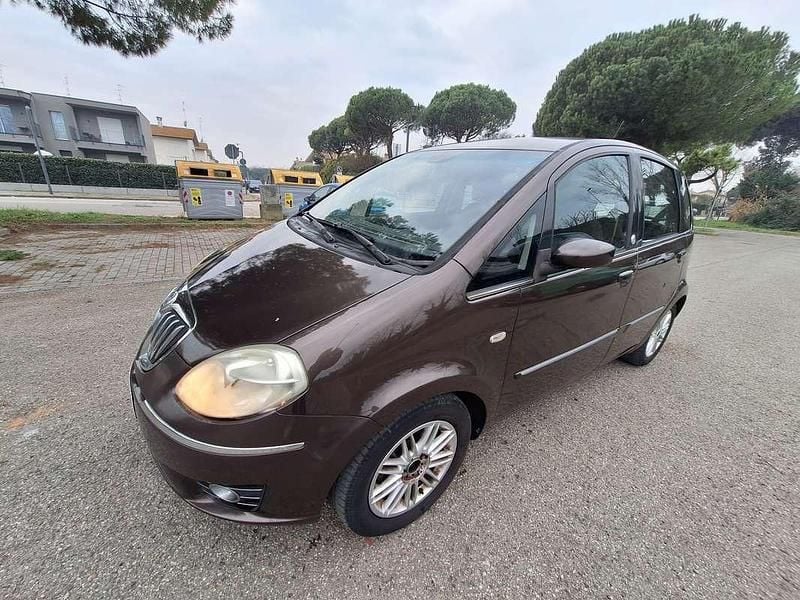 Usata Lancia Musa 77 CV (56 kW) 2009 Monovolume