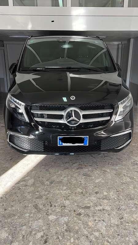 Usata Mercedes V250 190 CV (139 kW) 2021 Nero Monovolume
