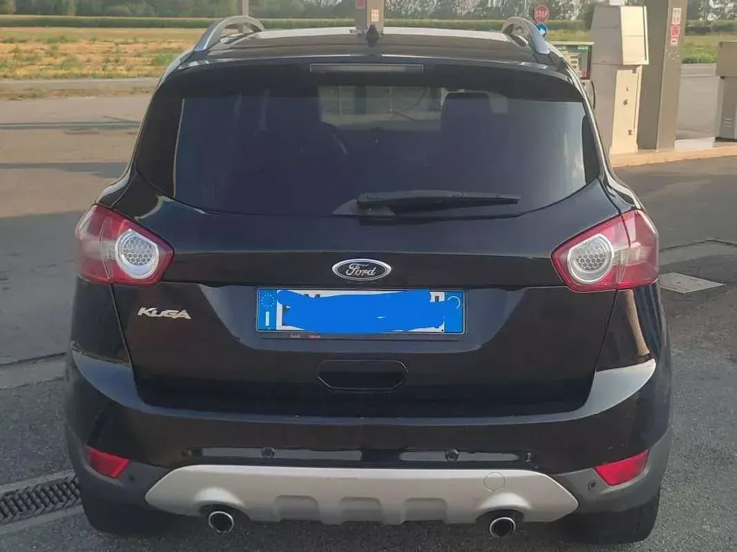 Usata Ford Kuga Titanium 163 CV (119 kW) 2012 Nero SUV