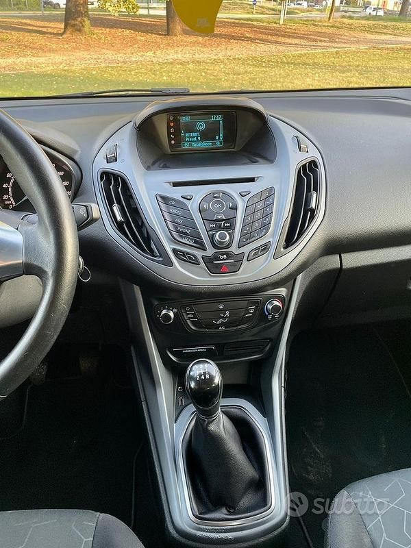 Usata Ford B-MAX 90 CV (66 kW) 2015 Blu Monovolume